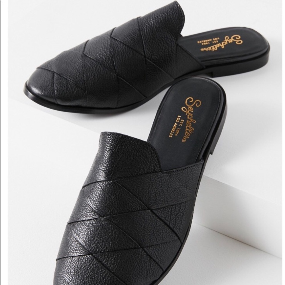 Seychelles Survival Woven Mules - Black size 9